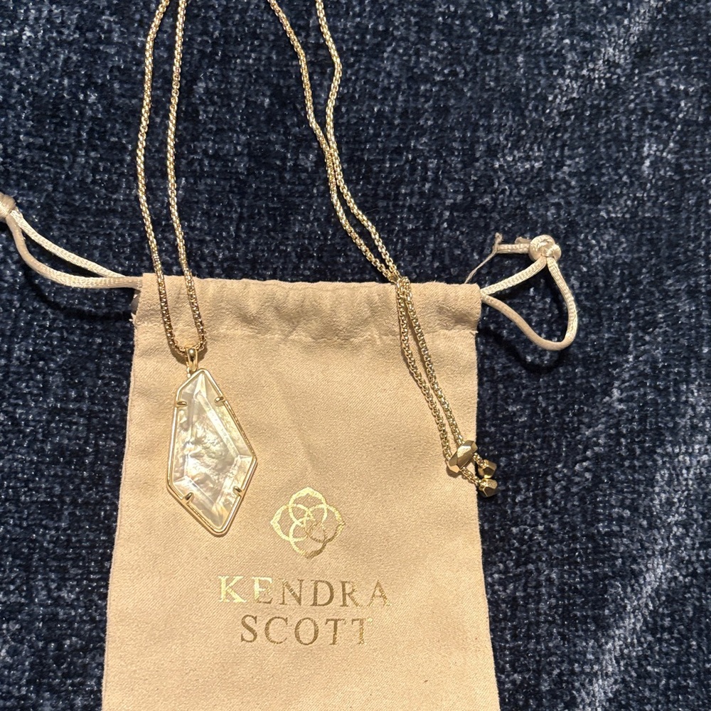 Kendra Scott Mother of Pearl Necklace